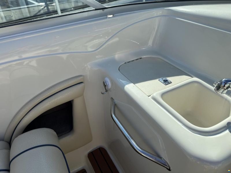Sea Ray 260 Overnighter Signature