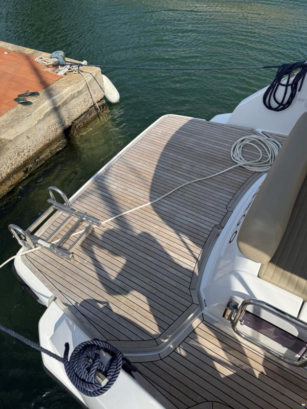 Azimut Atlantis 34