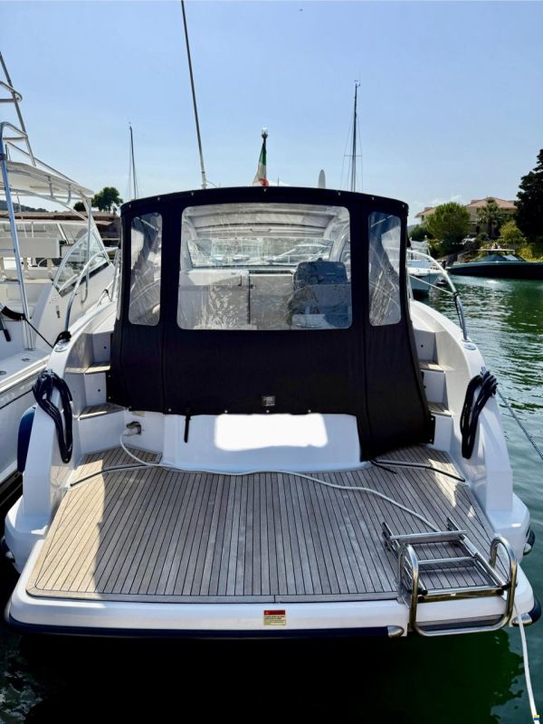 Azimut Atlantis 34