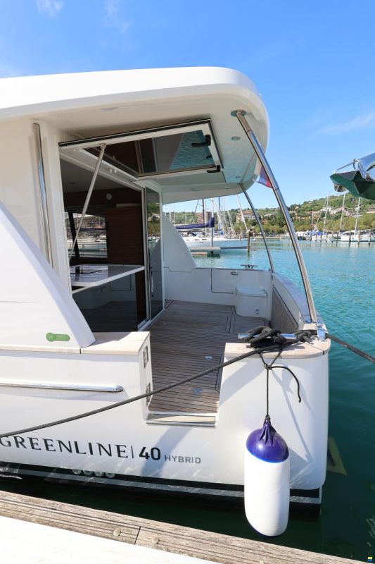 Greenline 40 Hybrid