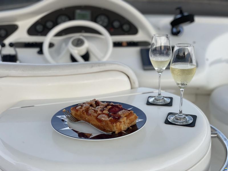 Azimut 46 Fly