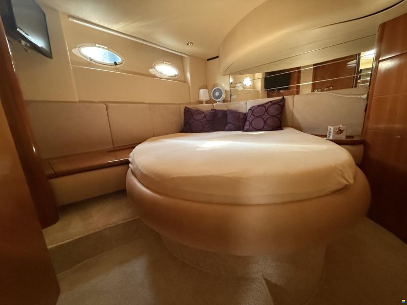 Azimut 46 Fly