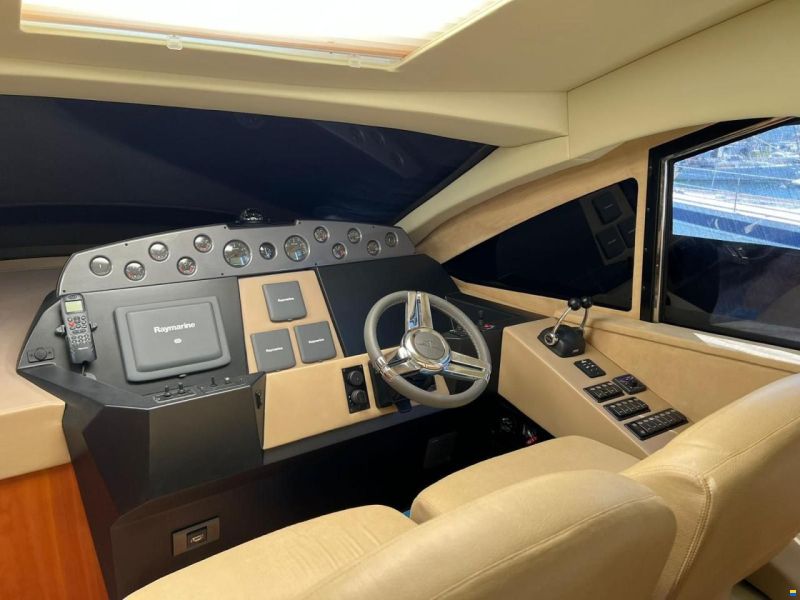 Sealine T50