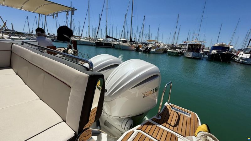 Jeanneau Cap Camarat 9.0 WA-2