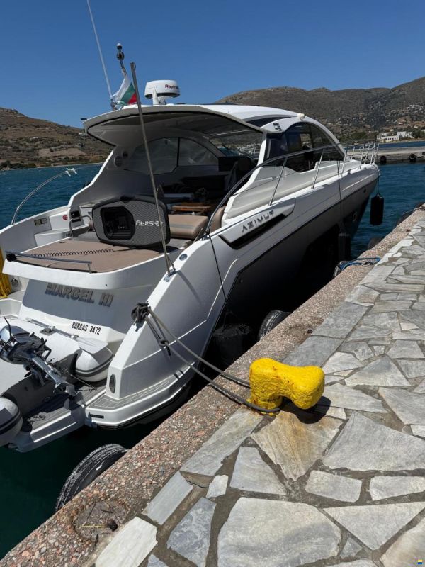 Azimut 43