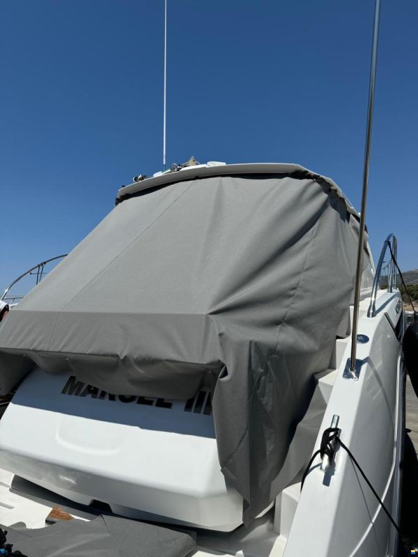 Azimut 43