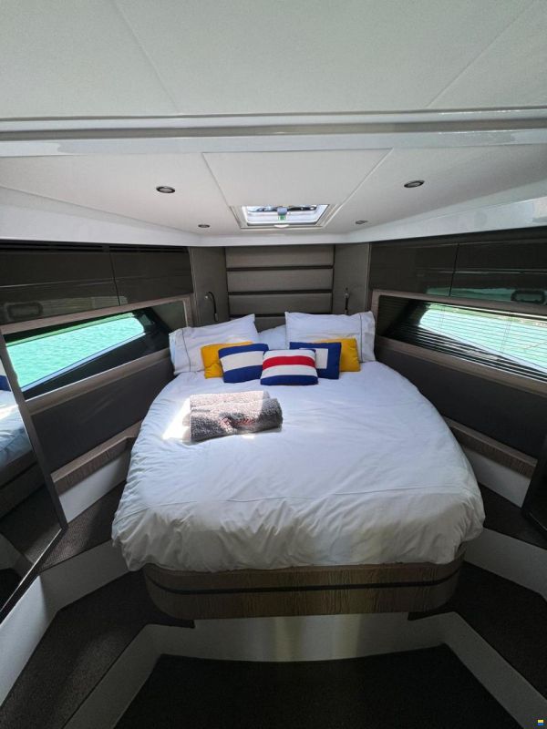 Azimut 43