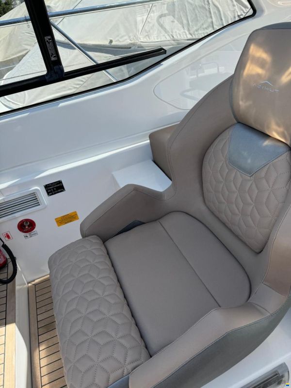 Azimut 43
