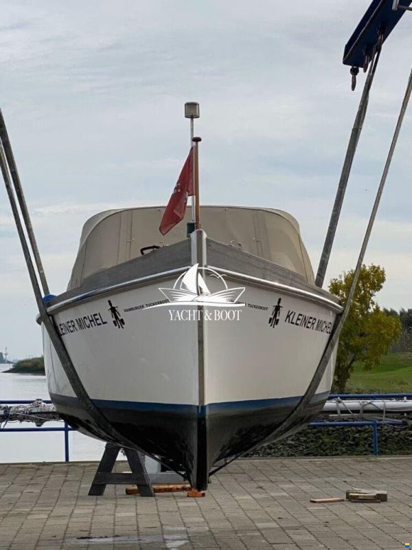 AMS 675 - Tuckerboot
