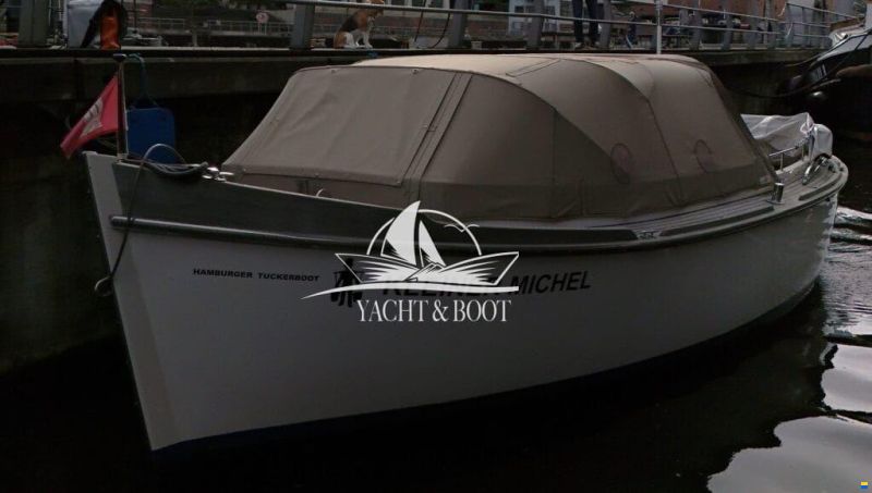 AMS 675 - Tuckerboot