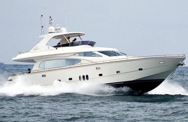 Horizon E70 - 1/8 Boat Share