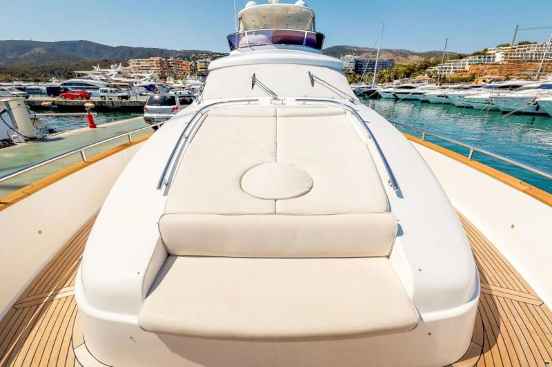 Horizon E70 - 1/8 Boat Share