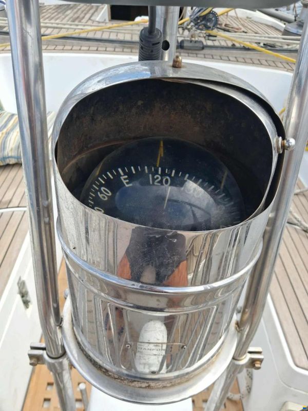 Grand Soleil 52