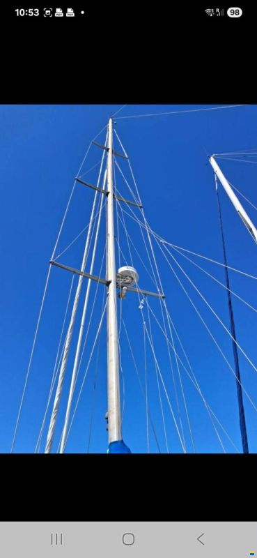 Grand Soleil 52