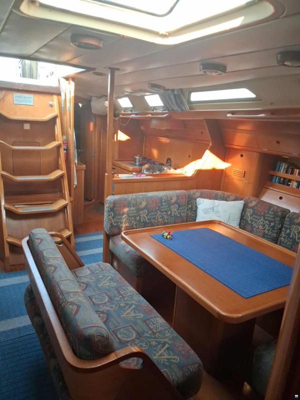 Grand Soleil 52