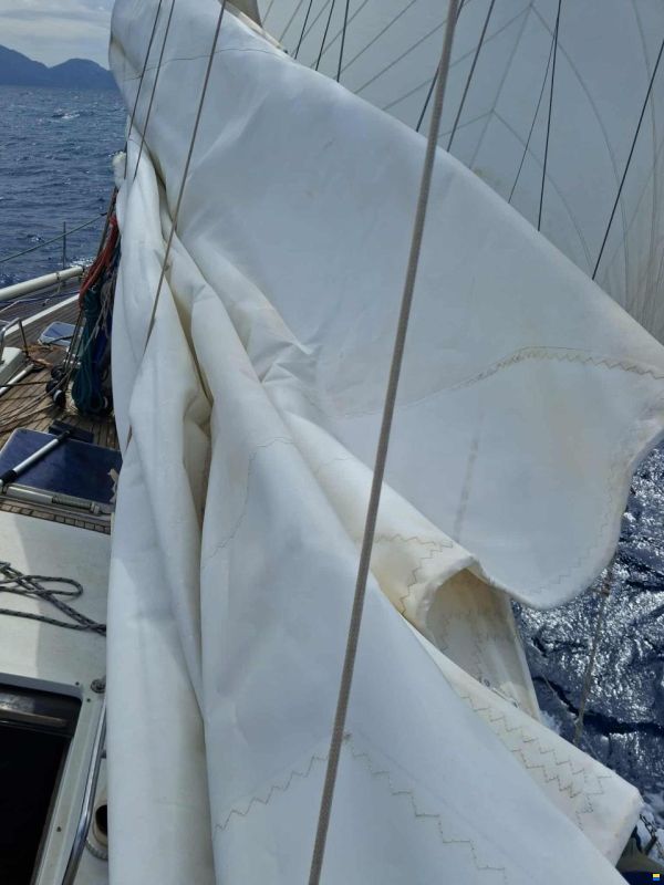 Grand Soleil 52