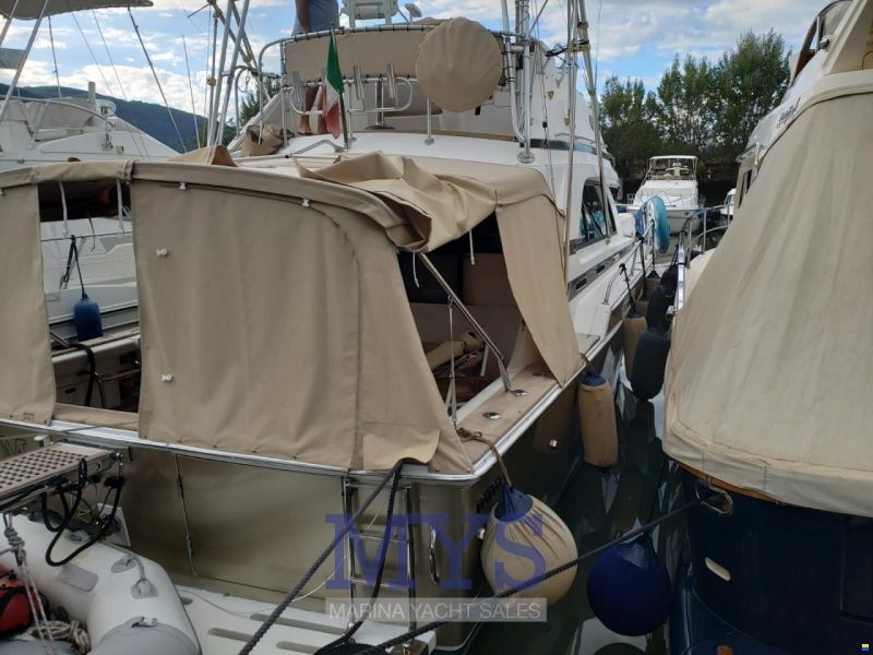Bertram 37 Convertible