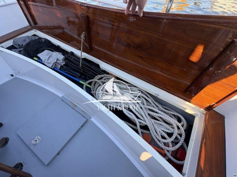 holländischer Werftbau Crowntrawler 830