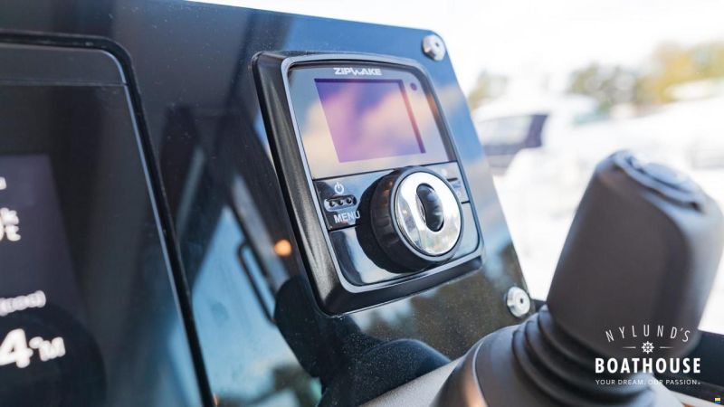 Delta Powerboats 340 SW