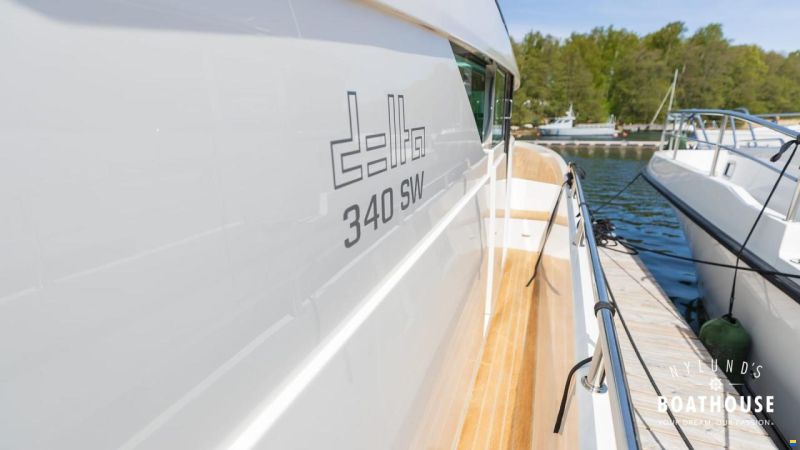 Delta Powerboats 340 SW