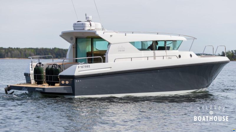 Delta Powerboats 340 SW