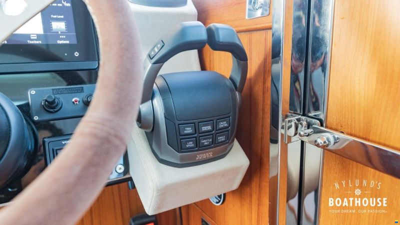 Delta Powerboats 340 SW