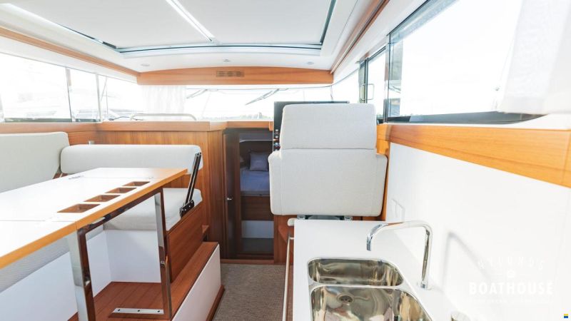 Delta Powerboats 340 SW