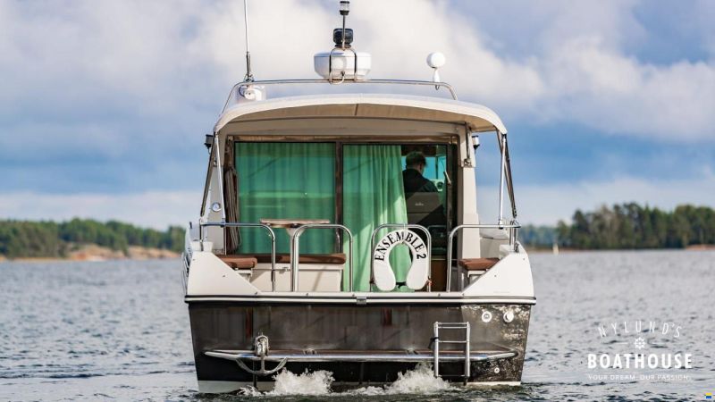 Delta Powerboats 34 SW