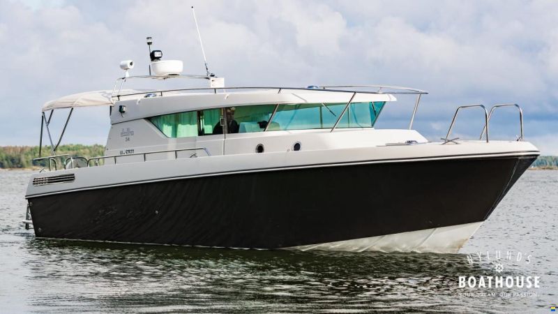 Delta Powerboats 34 SW