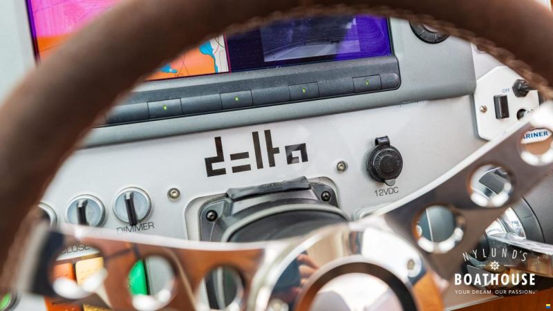 Delta Powerboats 34 SW