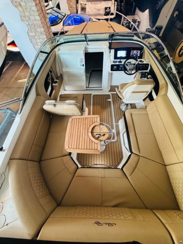 Sea Ray 250 SunSport