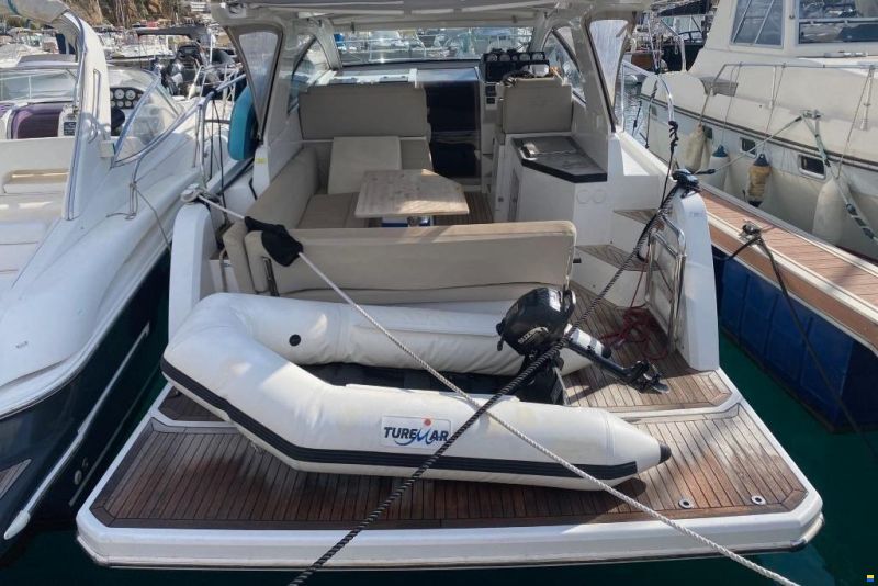 Sealine S330