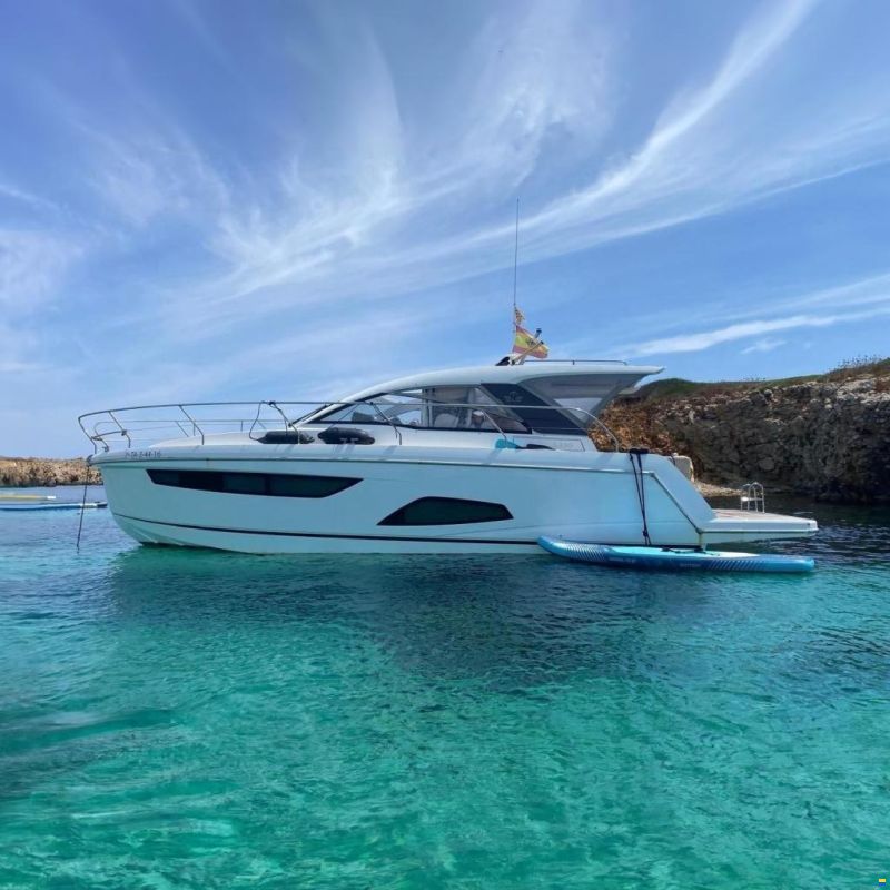 Sealine S330