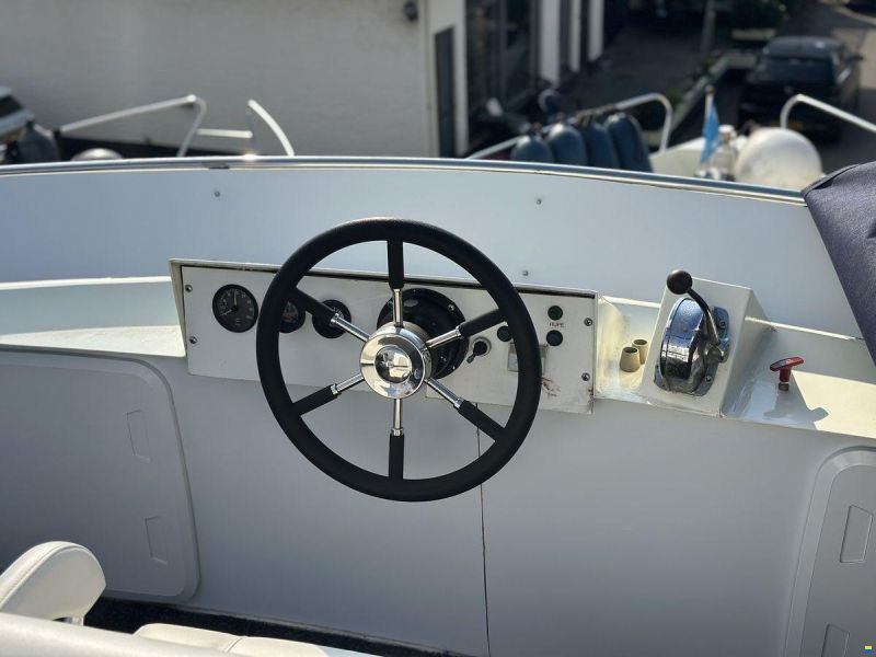 Bouman 1350 Fly