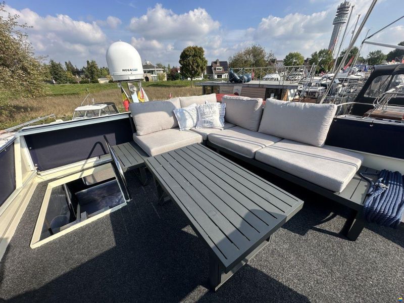 Bouman 1350 Fly