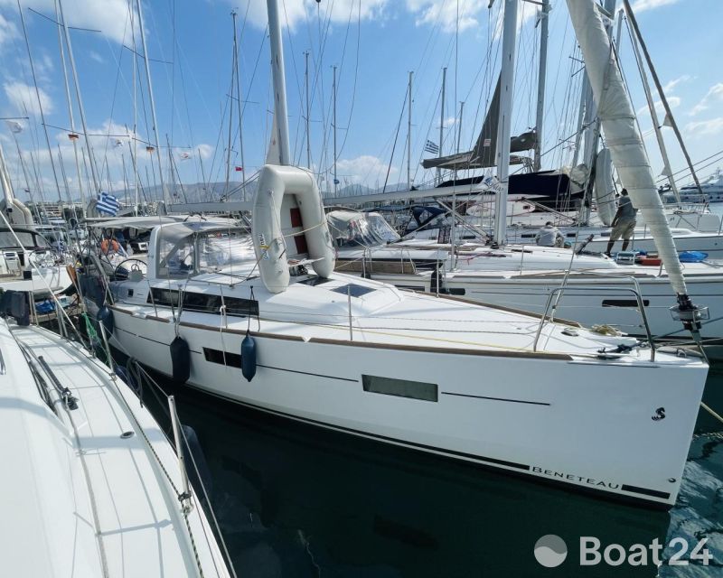 Beneteau Oceanis 38