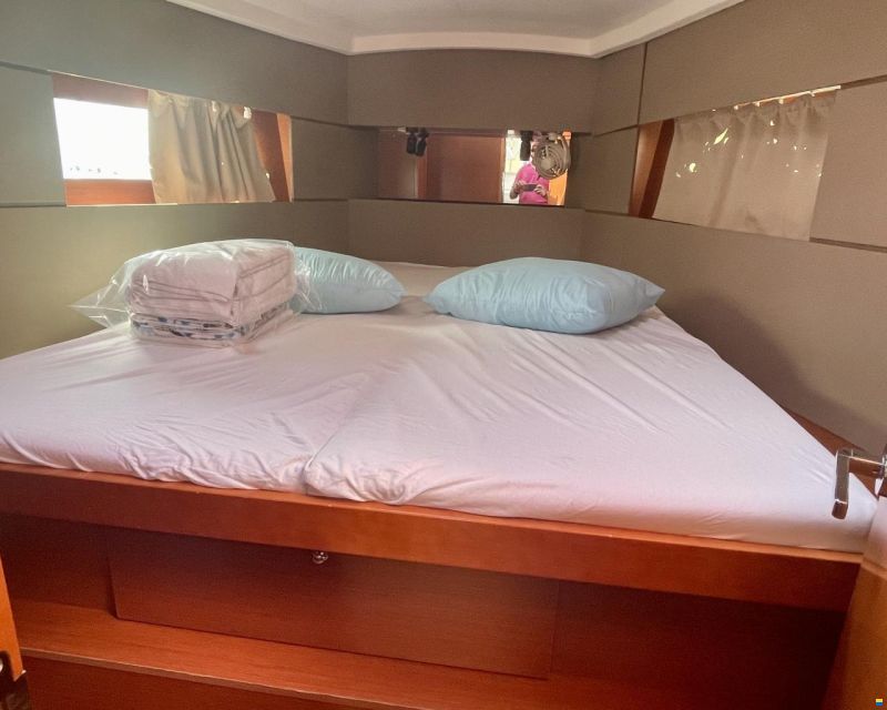 Beneteau Oceanis 38