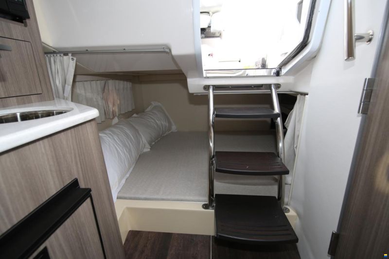 Regal 28 Express Hensa Edition