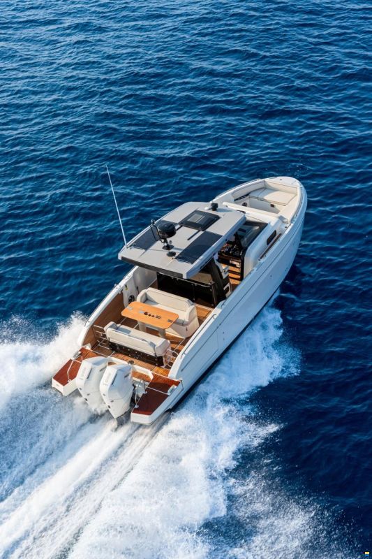 Beneteau GRAN TURISMO 35