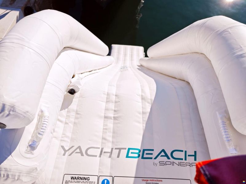 Lagoon Power 44