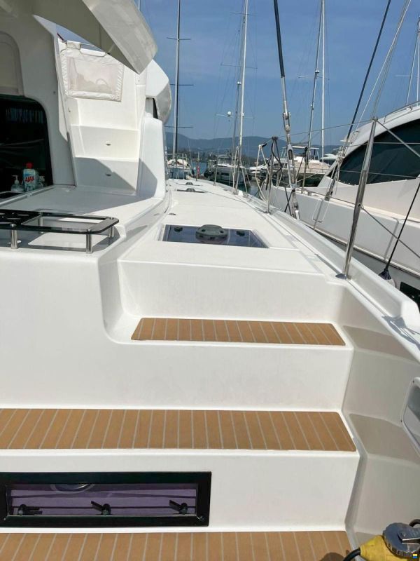 Lagoon 46