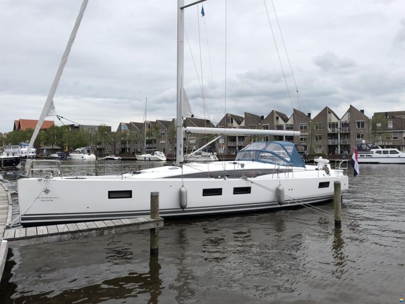 Jeanneau Yachts 51