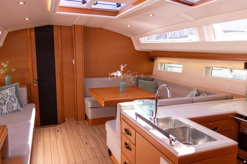 Jeanneau Yachts 51