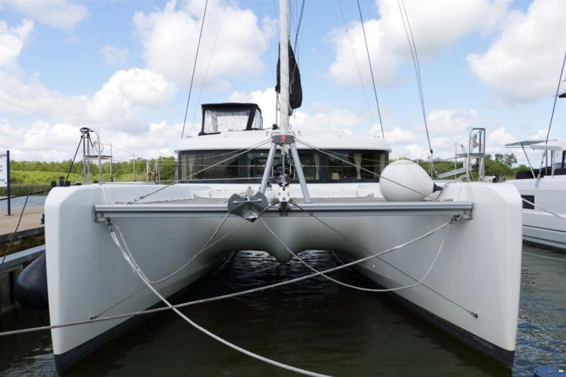 Lagoon 40