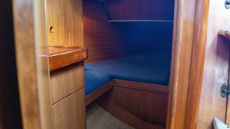 Bavaria 38