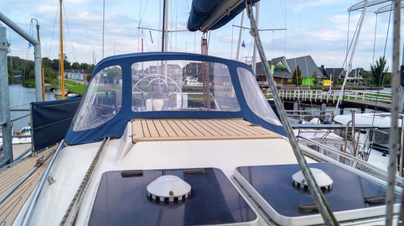 Bavaria 38