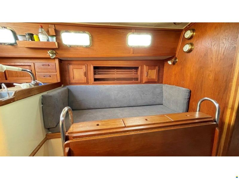 Pacific Seacraft 34