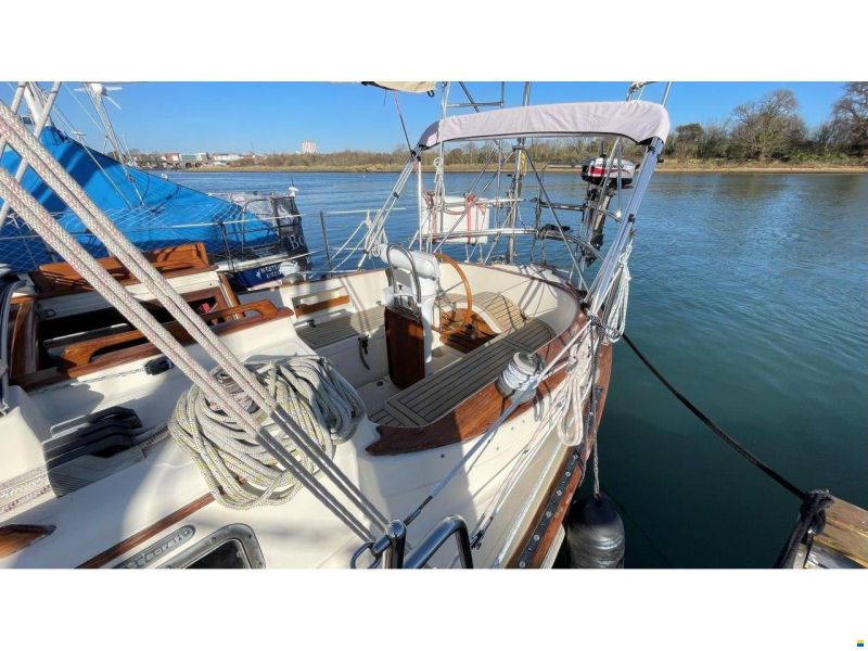 Pacific Seacraft 34