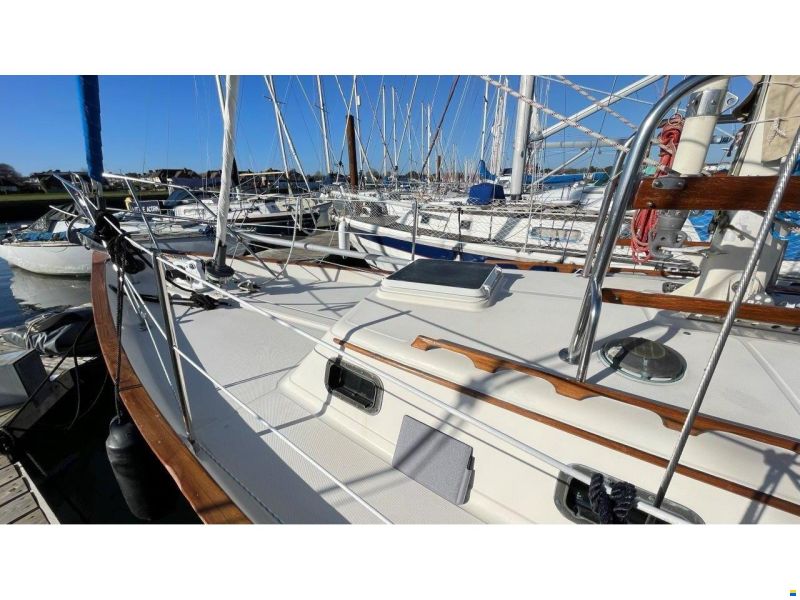 Pacific Seacraft 34