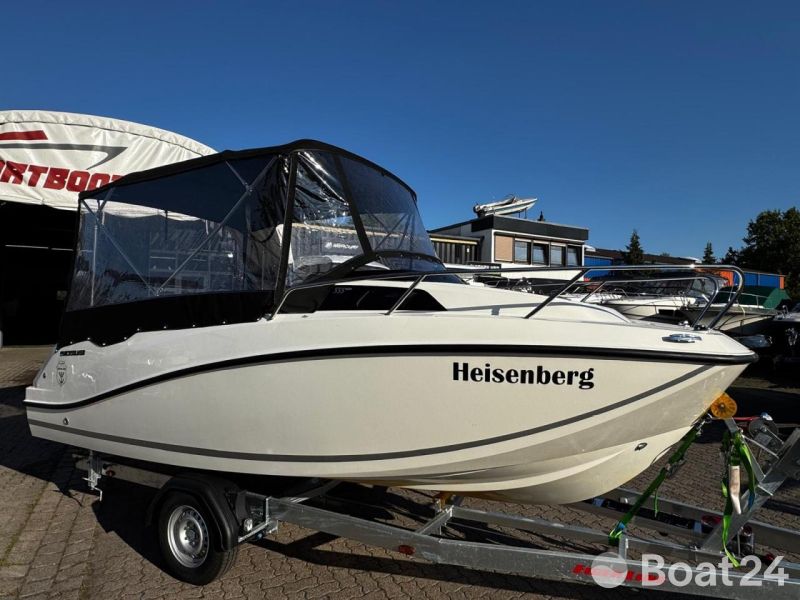 Quicksilver 555 Cabin